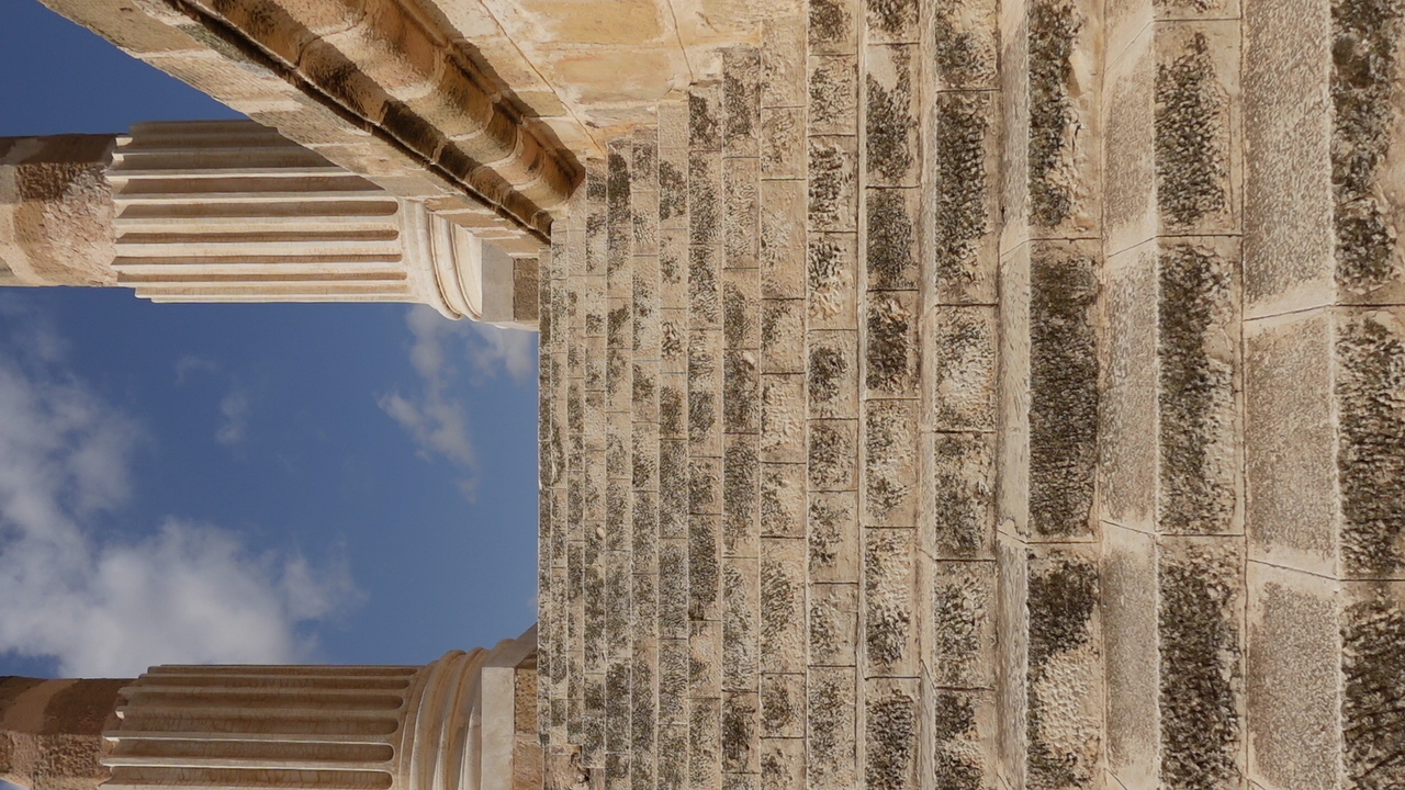 Get Ready for Tunisia: Your Insider's Culture Guide